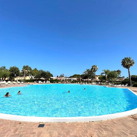 Amarestyle Igv Club Santagiusta Hotel Costa Rei Exterior photo
